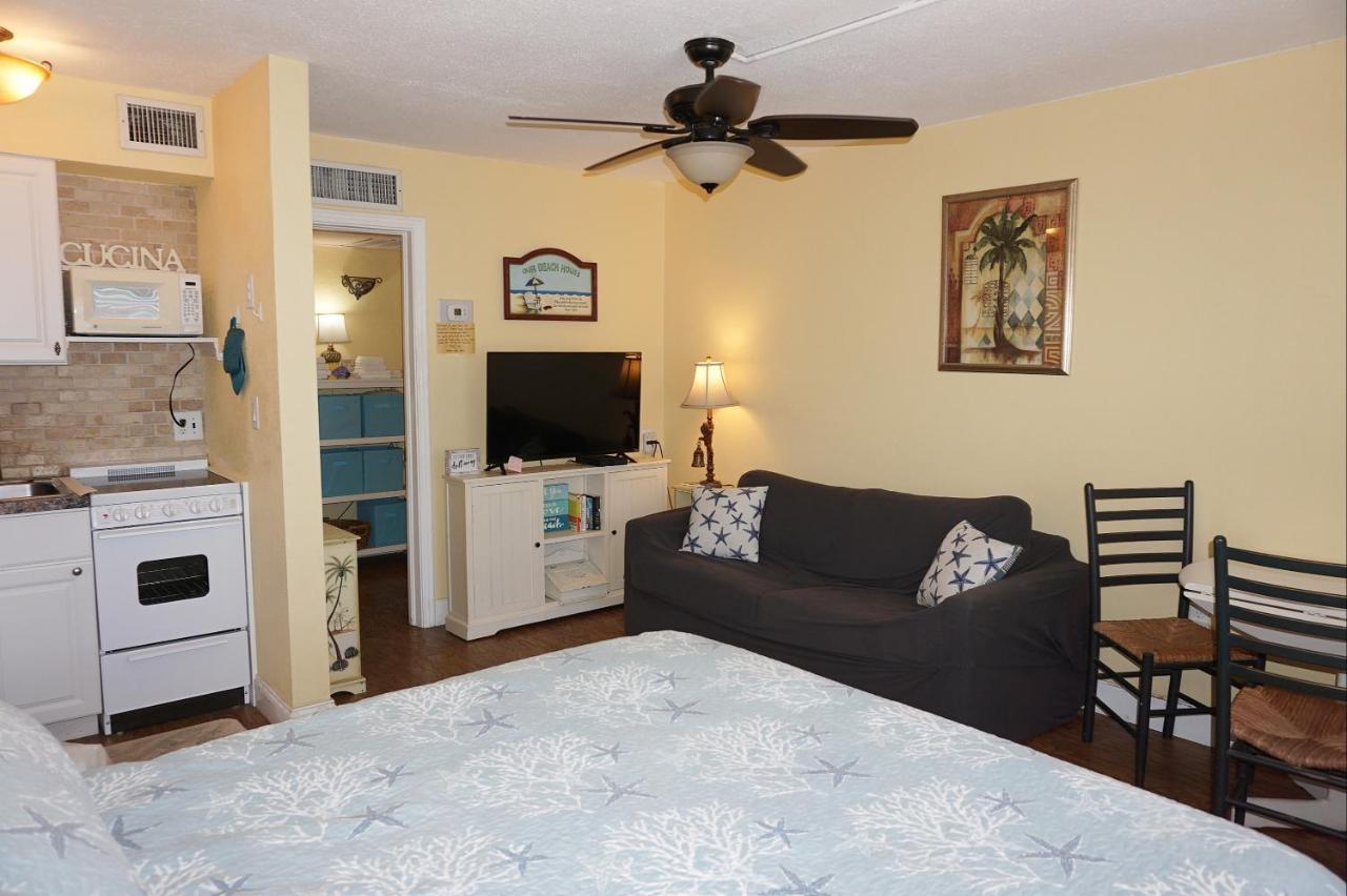 Redington Surf Resort By Travel Resort Services St. Pete Beach Exterior photo