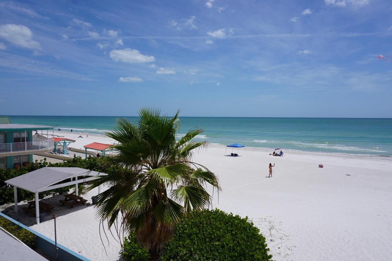 Redington Surf Resort By Travel Resort Services St. Pete Beach Exterior photo