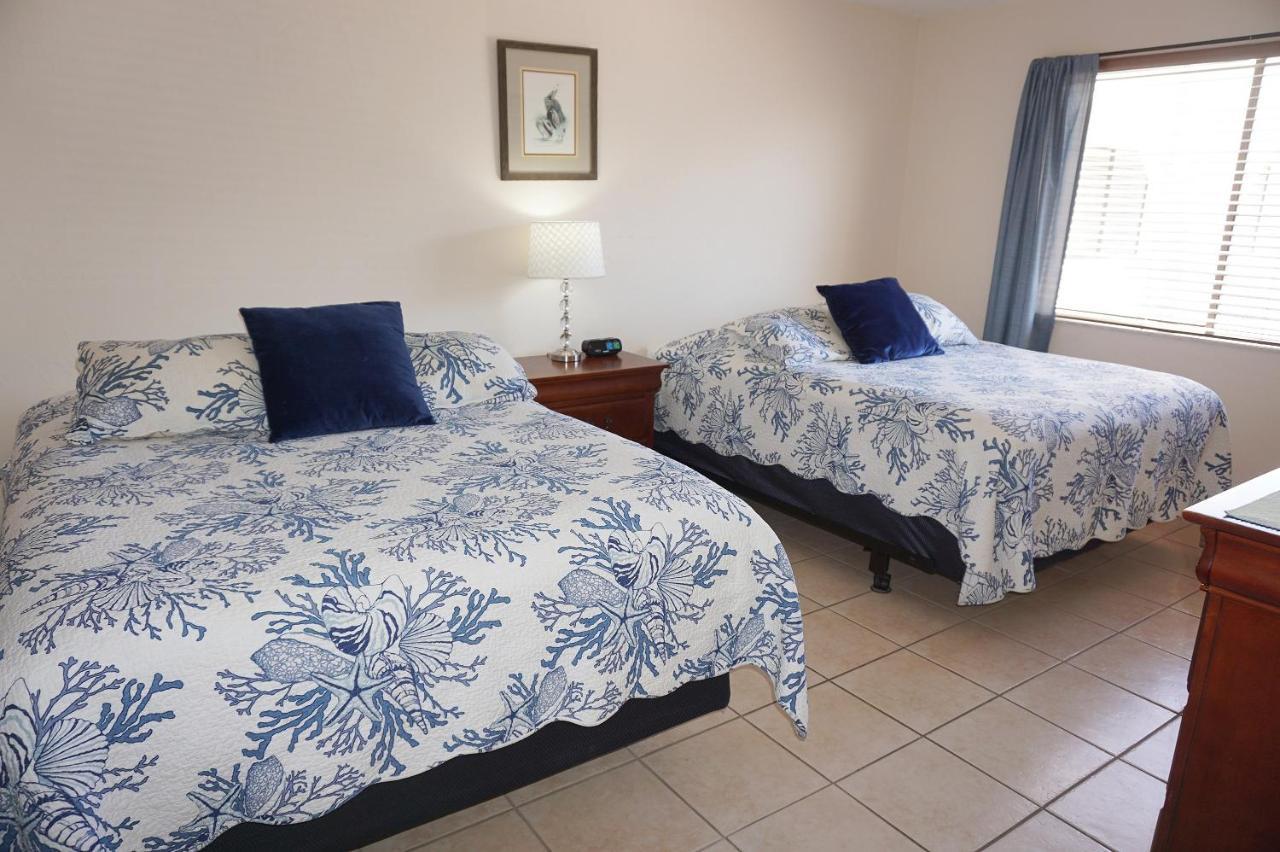 Redington Surf Resort By Travel Resort Services St. Pete Beach Exterior photo